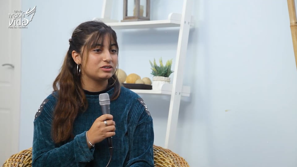 Cartas Abiertas  - EMILY MARTÍNEZ